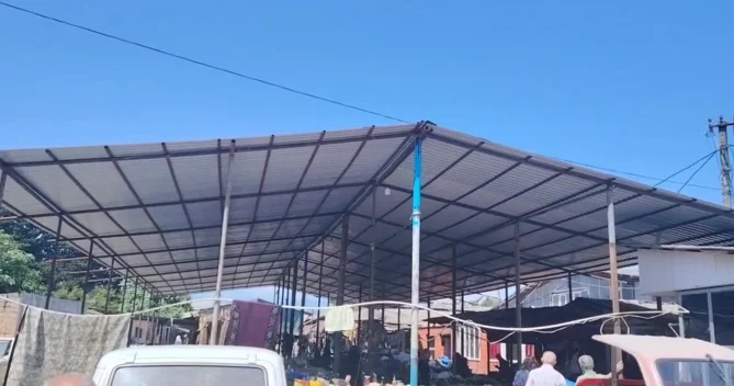 Azərbaycanda bazarın fəaliyyəti qismən DAYANDIRILDI