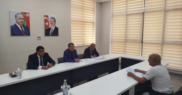 Deputat Bədəl Bədəlov vətəndaşların problemlərini yerindəcə həll etdi FOTOLAR