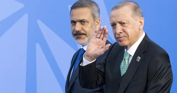 Özü getmir, Fidanı göndərir