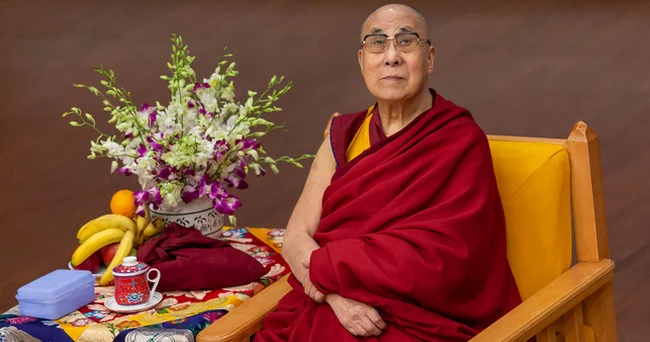 90 yaşlı Dalay Lama 130 il yaşayacağını deyib