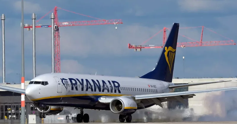 Пожар на борту Ryanair: 18 пострадавших Видео