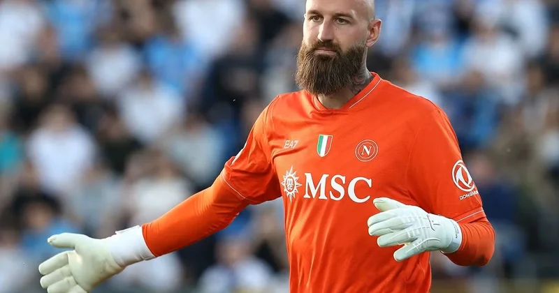 “Beşiktaş” Vanya Milinkoviç Saviçin transferi ilə bağlı “Napoli” ilə danışıqlar aparır