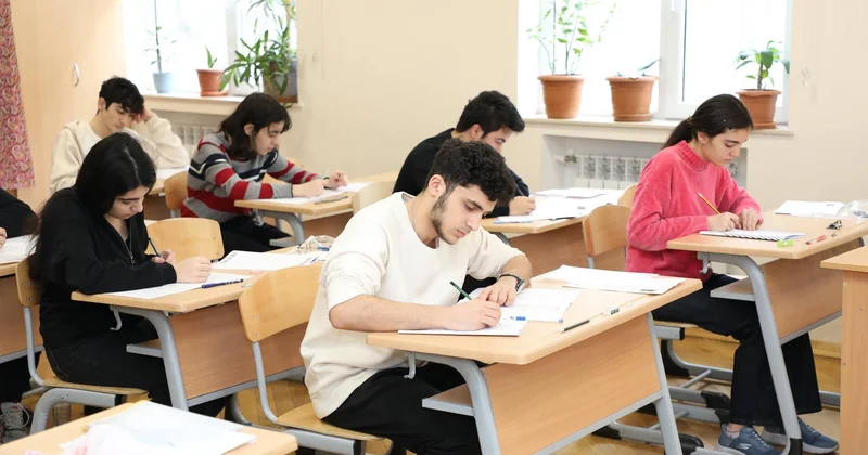 Bu gün II və III ixtisas qrupları imtahan verir