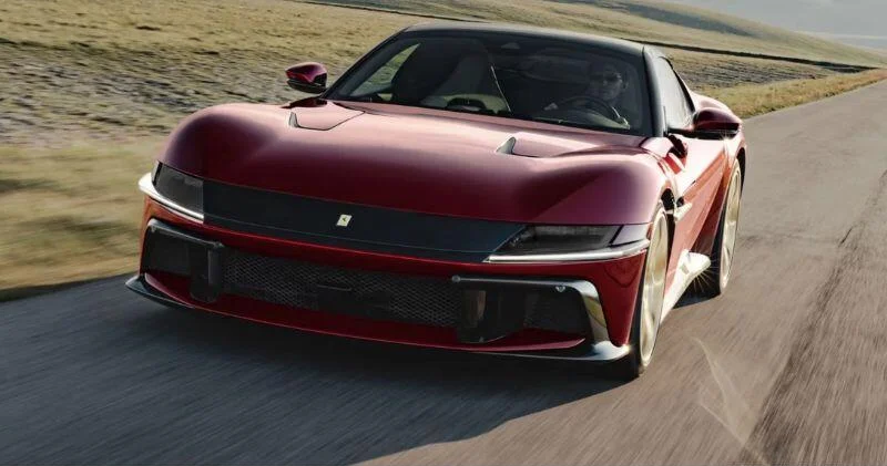 Ferrari предложила клиентам ненастоящую "механику" ФОТО