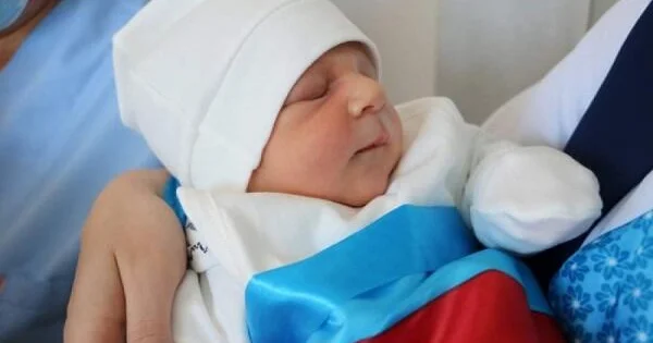 Azərbaycanda doğum kəskin azaldı Demoqrafik fəlakət?