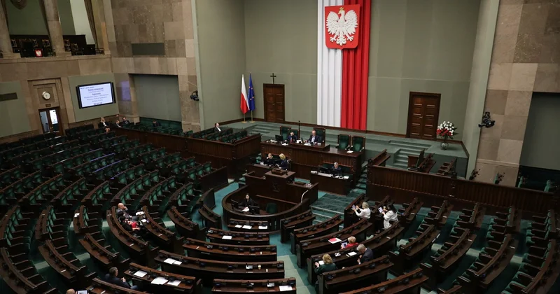 В Польше хотят запретить экспорт оружия в обход парламента Minval Politika