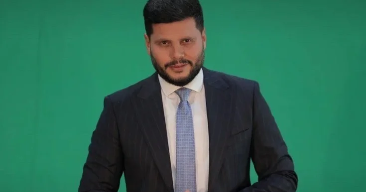 Zaur hamını aldatdı