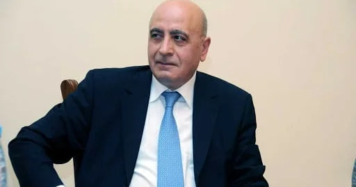 Rasim Musabəyovun “popkorn” kimi siyasəti Saffari yazır…