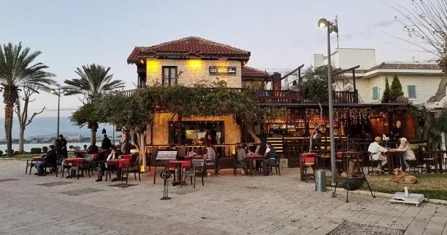 Rus və ukraynalı turistlər türk kurortlarında dil tapırlar...
