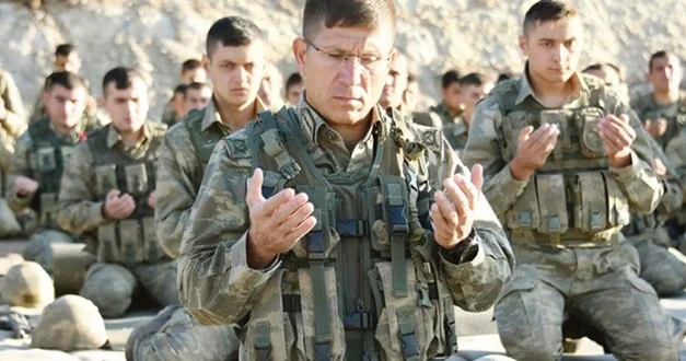 Эрдоган присвоил звание генерала армии советнику Закира Гасанова Minval Politika