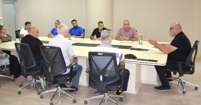 Azərbaycan Ağırlıqqaldırma Federasiyasının iclası keçirilib, Avropa birinciliyinin nəticələri müzakirə edilib