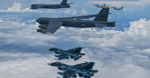 ABŞ İranla müharibəyə qoşulur? Bombardmançılar havaya qalxdı