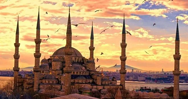 Əcnəbi vətəndaş Ayasofyanı yandırmaq istədi Video