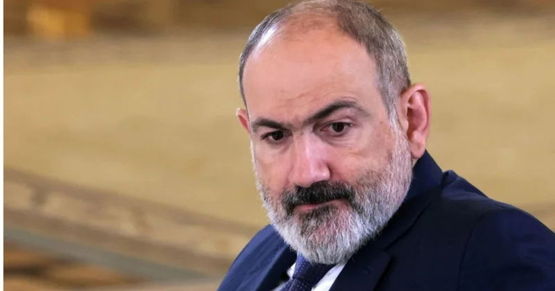 Paşinyan konstitusiya ilə bağlı gizli qrup yaradıb