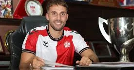 Sivasspor 26 yaşındaki müdafiəçini heyətinə qatdı