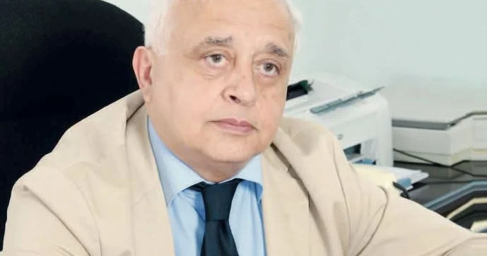 Ədəbi taleyimizin əbədiyaşar siması ELÇİN