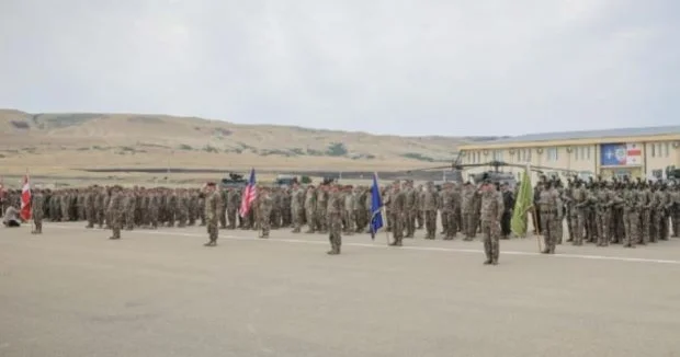 Azərbaycan hərbçiləri Gürcüstanda keçirilən təlimlərdə iştirak edirlər
