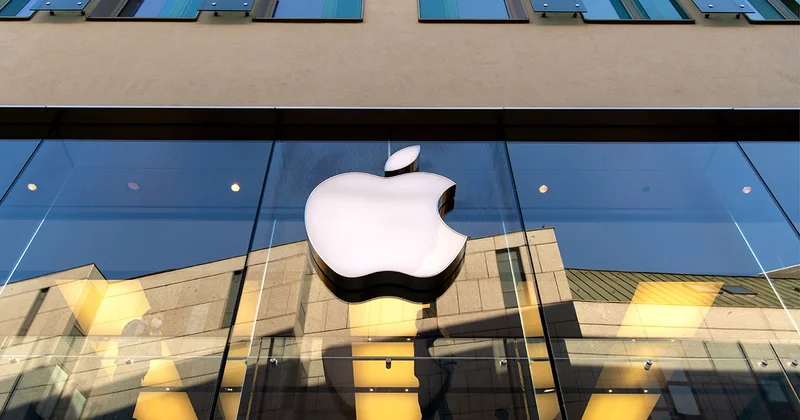 Apple istehsalçısı Foxconn nun satışları bu il ilk dəfə olaraq ləng artıb