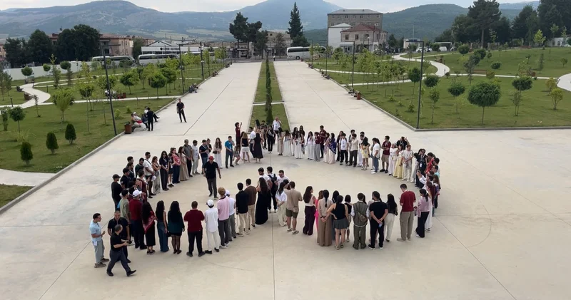 Şuşadan Xankəndiyə: Diaspor gənclərinin Qarabağa səfəri davam edir