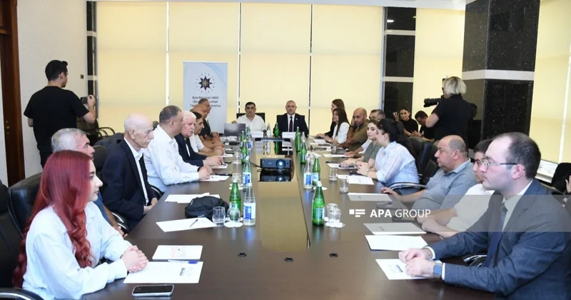 “QHT sektorunda rəqəmsallaşma və innovasiyalar” mövzusunda dəyirmi masa keçirilib FOTO