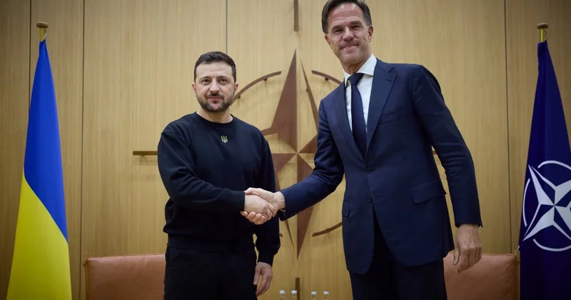 Zelenski NATO nun baş katibi ilə telefon danışığı aparıb