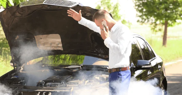 İsti havada avtomobildə qoyulmamalı 10 əşya Partlayış və yanğın riski yarada bilər