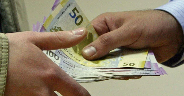 Abşeronda sakinlərin su şikayəti: Hər evdən 1000 manat istəyirlər