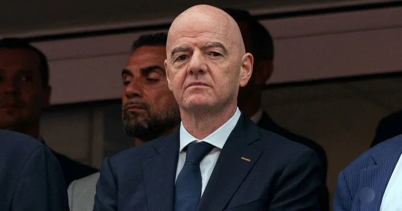 İnfantinonun taxtı təhlükədə FIFA prezidentliyinə onlar namizəddir