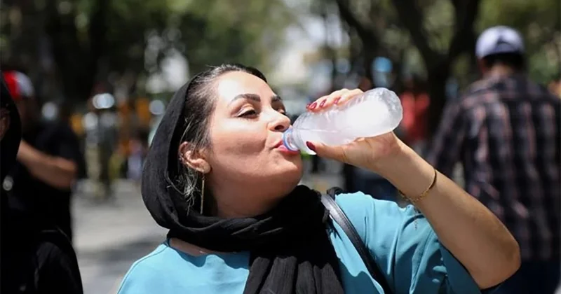 Temperatur 50 dərəcəni keçdi Dövlət idarələri bağlandı