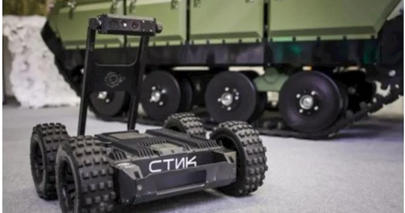 Ukrayna cəbhəyə 50 000 robot göndərəcək
