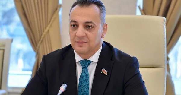 Vüqar İskəndərov: “Fransa neytral vasitəçi statusunu çoxdan itirib”