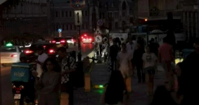 Gürcüstanda yenə işıqlar söndü − İyulun sonundan bəri üçüncüsü