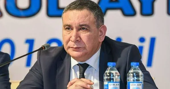 MŞ sədri: TikToka baxmaq beyni çürüdür