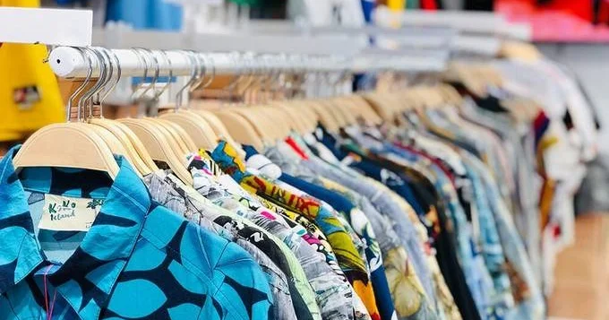 Outlet geyimləri ilə bağlı həqiqətlər: Satılan məhsulların mənşəyi nədir?