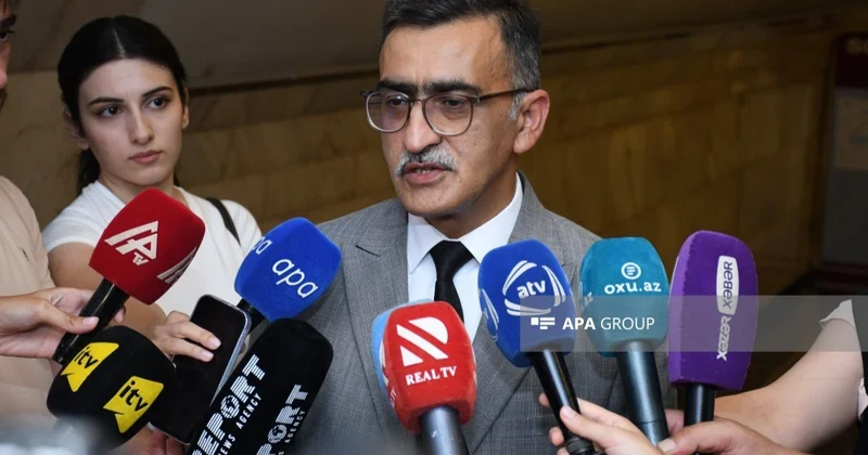 Bəxtiyar Məmmədov: Metroda sıxlığın aradan qaldırılması üçün ilk növbədə intervallar azaldılmalıdır
