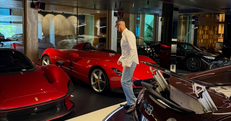 Ronaldo 30 milyonluq “oyuncaq”larını paylaşdı Fotolar