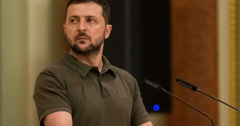 Zelenski Ukraynadakı xarici qoşunlar barədə: Onların sayı minlərlə olacaq