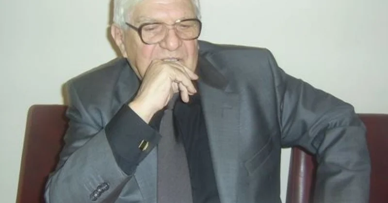 Akademik Ağamusa Axundovun vəfatından 10 il ötür