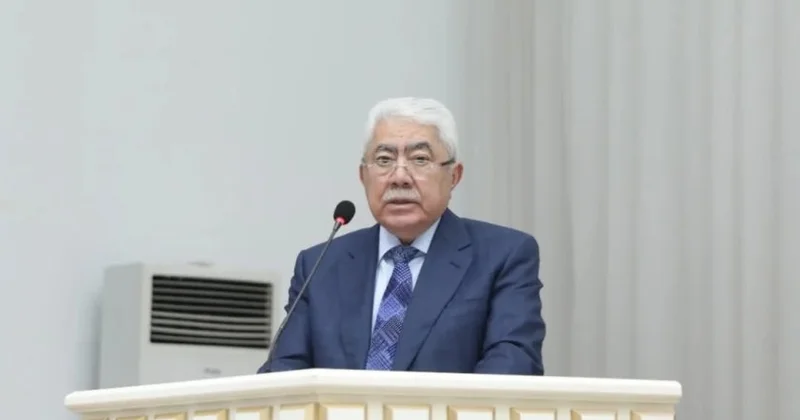 Deputat Ağalar Vəliyev yüksək nəticə göstərmiş 116 gənci mmükafatlandırdı