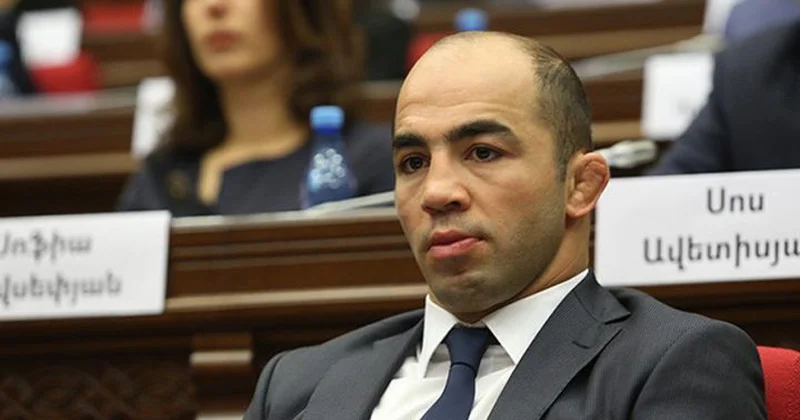 Erməni ekspert: “İrəvan hakimiyyətinin xarici siyasəti fahişəlikdir”