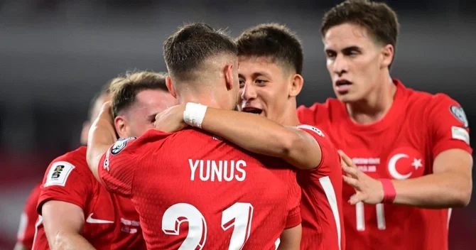 Güclü futbolçulara sahib Türkiyə millisi 385 milyonluq heyət