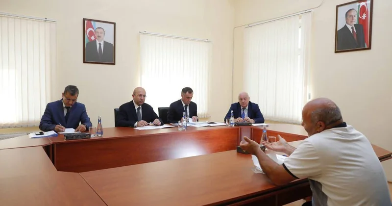Anar Quliyev Oğuzda vətəndaşları qəbul edib FOTOLAR KONKRET