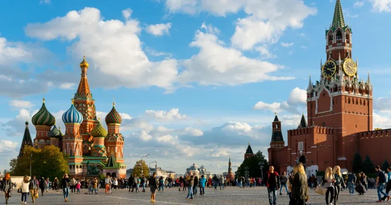 Kremlin silah ı özünə çevrildi: Azərbaycanlılar hədəf alındı Onlar da Rusiyadan çıxır