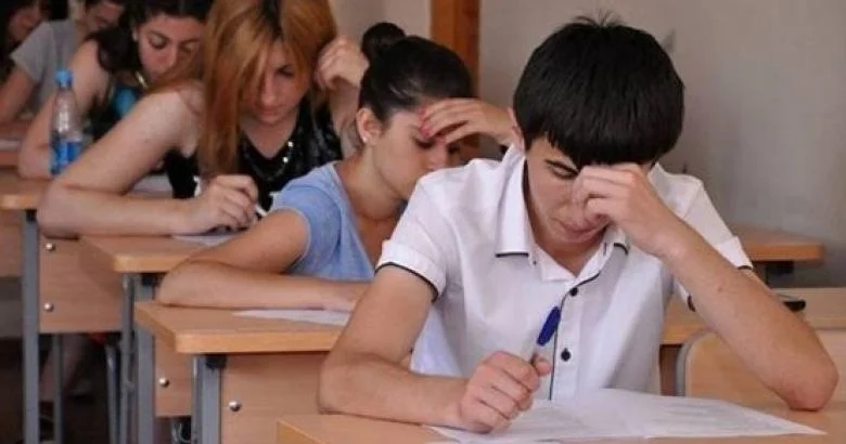 Kolleç məzunları niyə iş tapa bilmirlər?