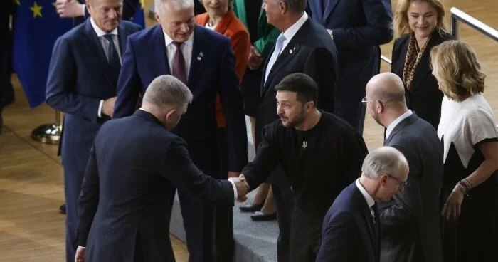 Зеленский встречаются с премьером Словакии Фицо в Ужгороде ВИДЕО