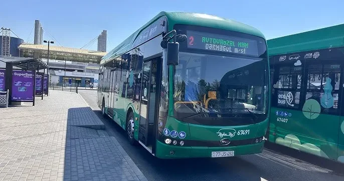 2 nömrəli avtobuslar niyə gecikir? BakuBus dan AÇIQLAMA