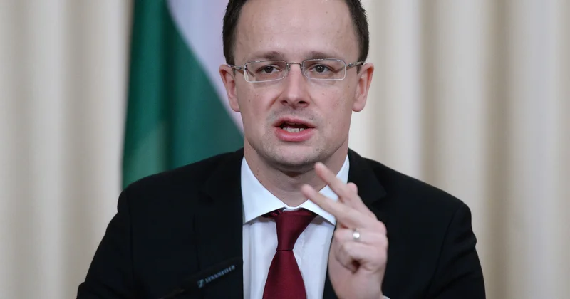 Сийярто: Венгрия открыто покупает нефть у РФ, другие страны ЕС делают это тайно Minval Politika