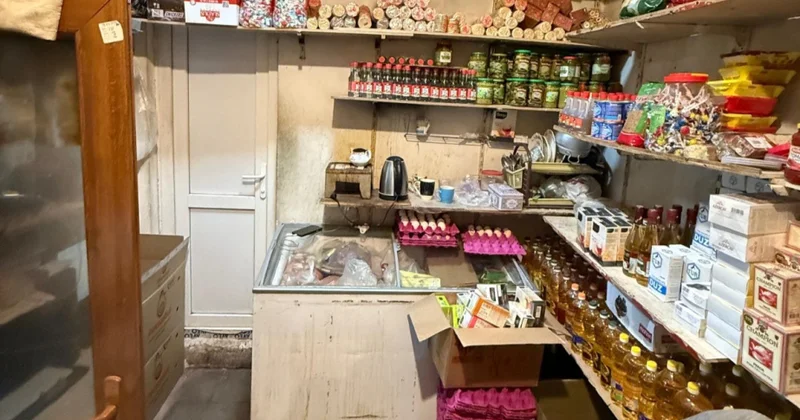 Qaradağ rayonunda “Tur” marketin qanunsuz fəaliyyət göstərdiyi aşkarlanıb