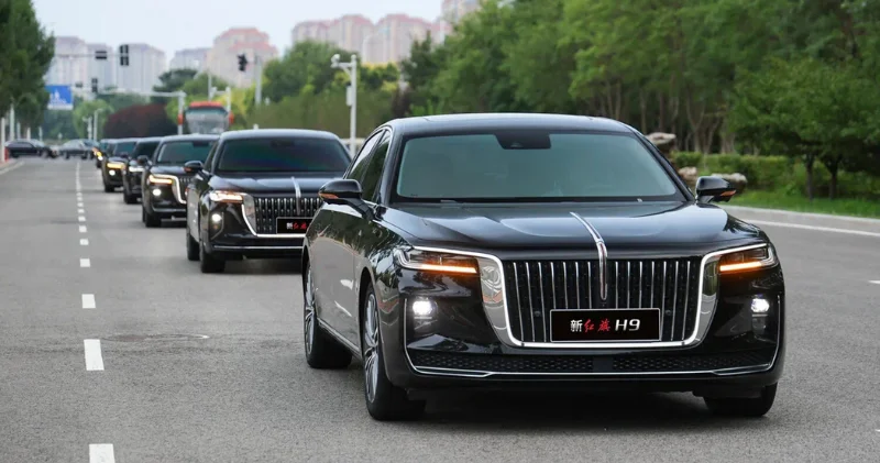 Автомобили Hongqi приняли участие в Параде Победы в Пекине