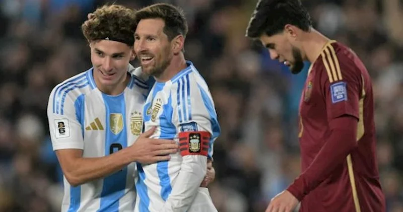 Messi dubl etdi, Argentina qələbə qazandı Video